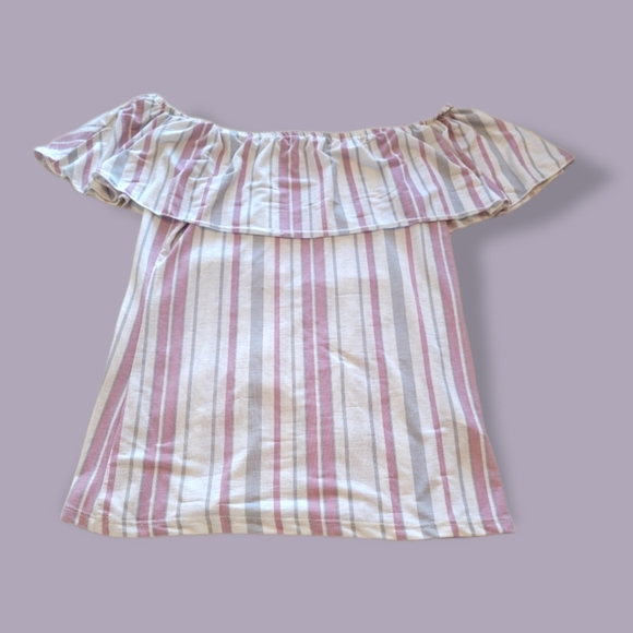 Off Shoulder Shirt - Picture 2 of 2